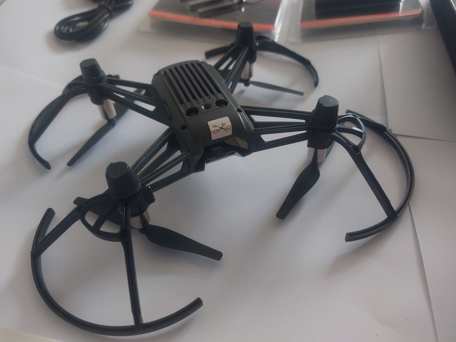 Дрон Tello Комплект