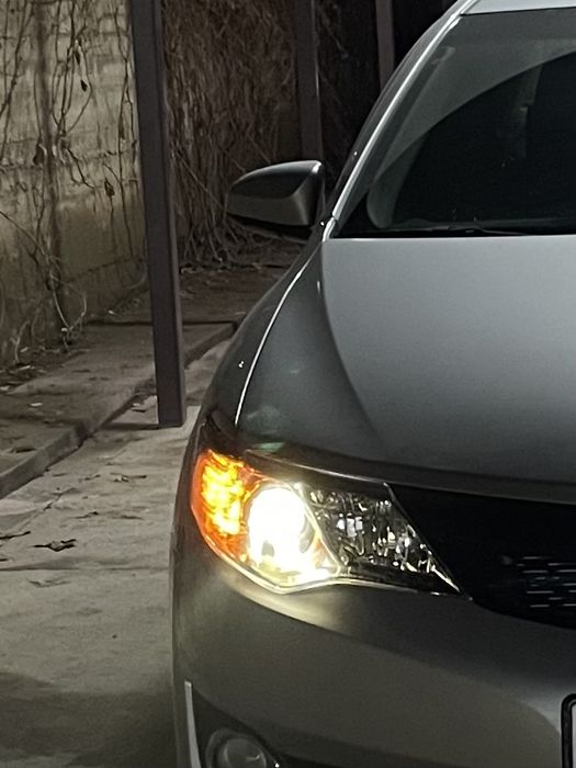 Камри 50 американец фара