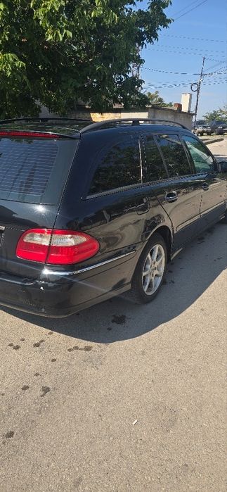 Мерцедес E  w211