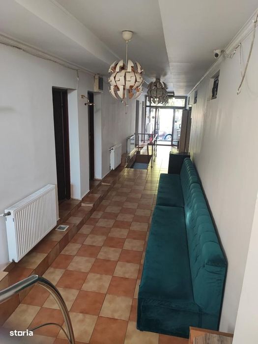 Inchiriez imobil zona Ramuri Tei cu 7 camere