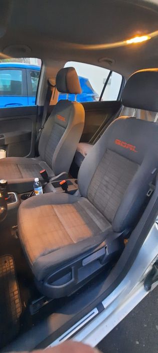 Golf 5 plus. Proprietar