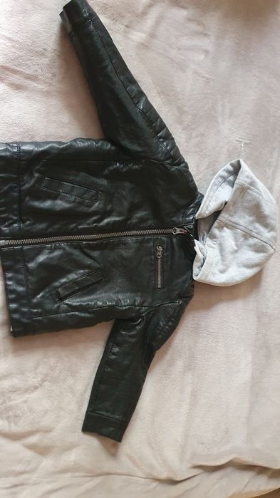 Курточка детская