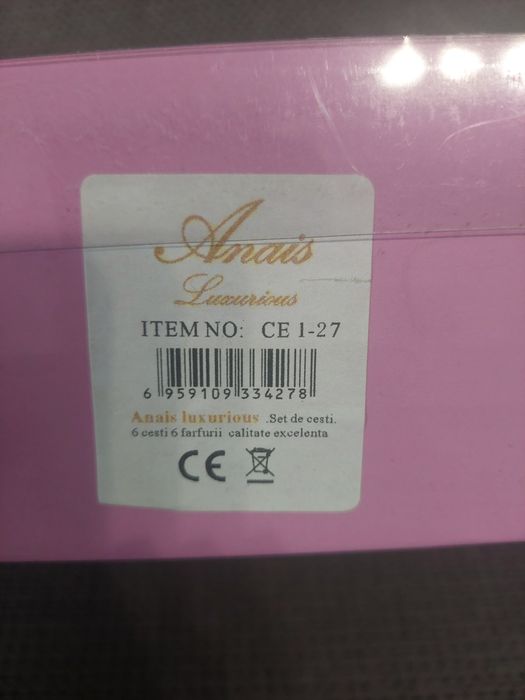 Set 6 cești+ 6 farfurii noi in cutie