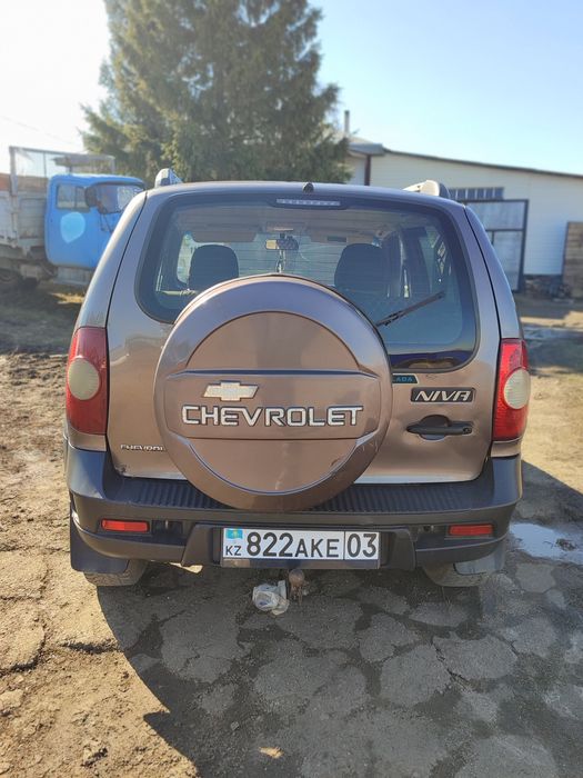 Продам нива Шевроле 2013 года