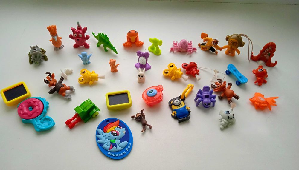 Игрушки от киндера. Больше 150 штук
