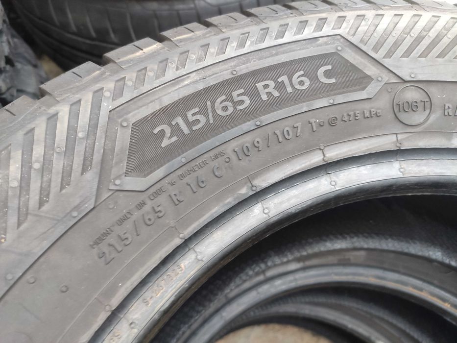 2бр Като нови летни гуми за бус 215 65 16 С - Barum - DOT 2025