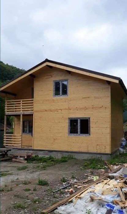 Vând și realizez case modulare cabane din lemn