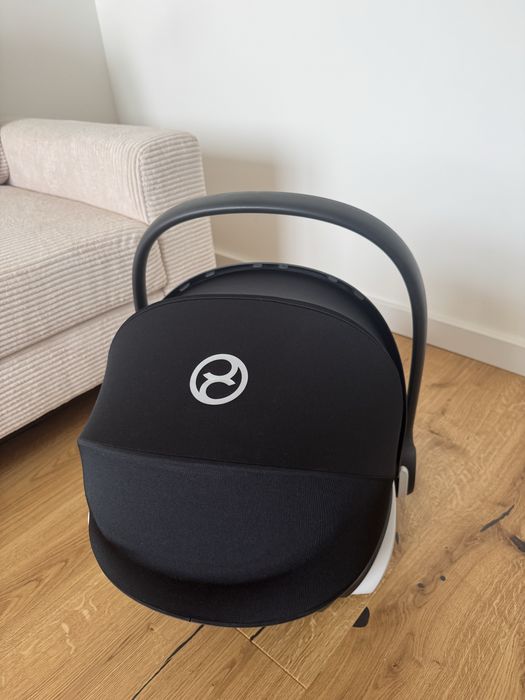 Столче/ кошница за кола Cybex Aton B2 i-Size