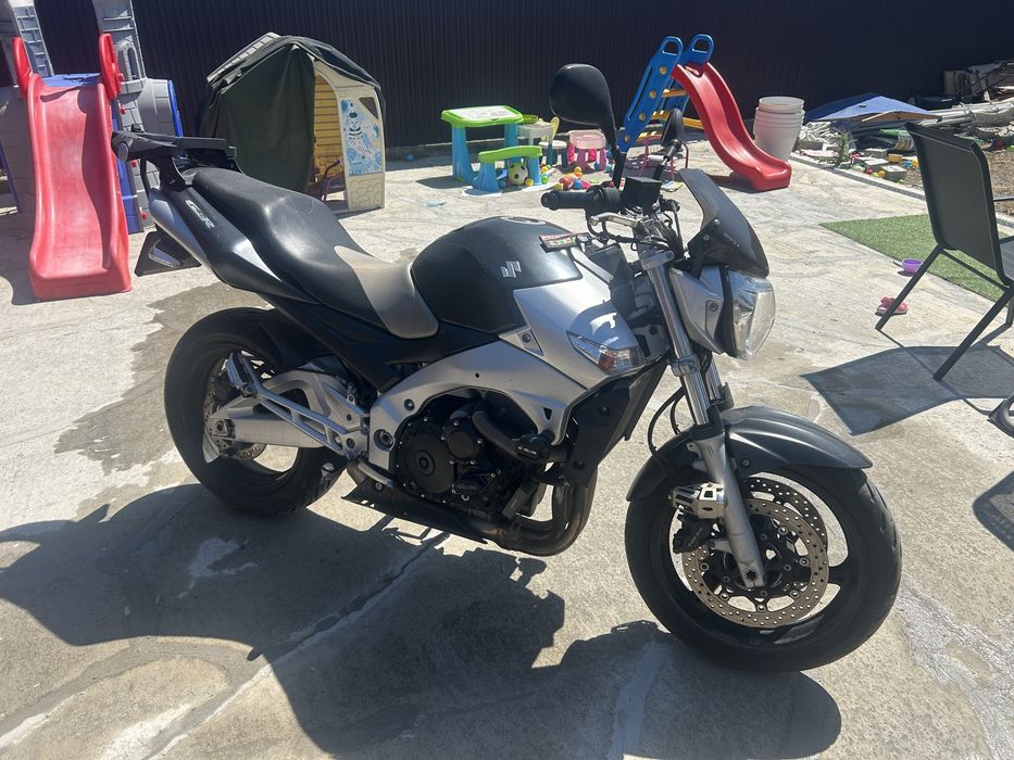 Suzuki GSR600 /2006