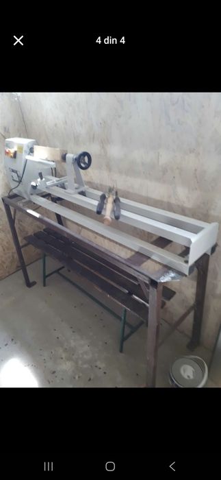 Strung de lemn masiv