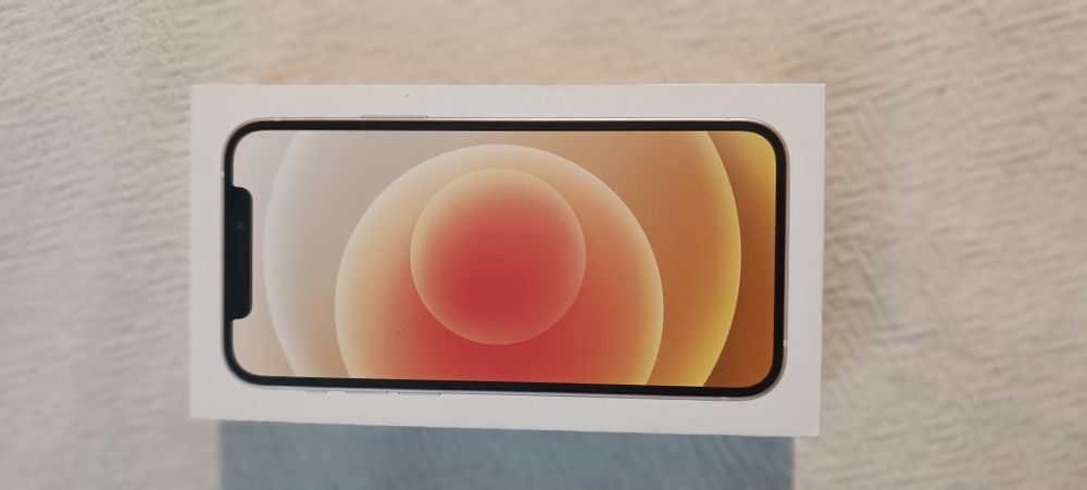 Продаю iPhone 12 64 GB