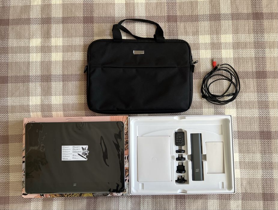 Tabletă grafică Xp-Pen Artist 16 Pro (Gen 2)-ca nouă, accesorii extra