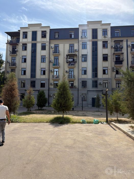 Продется нежилое 177кв.м.Цоколь. Жк AURA чиланзар-10. Медиапарк.Атлас