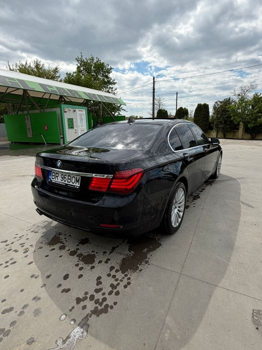 BMW F01 730D 245Cp