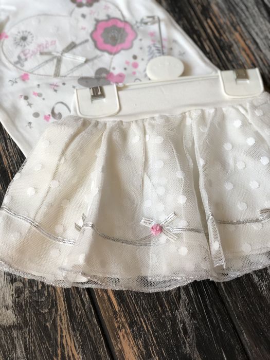 Костюм для девочки на 3-6 месяцев