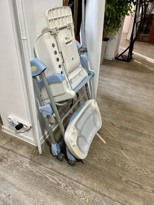 Продам детский стул трансформер