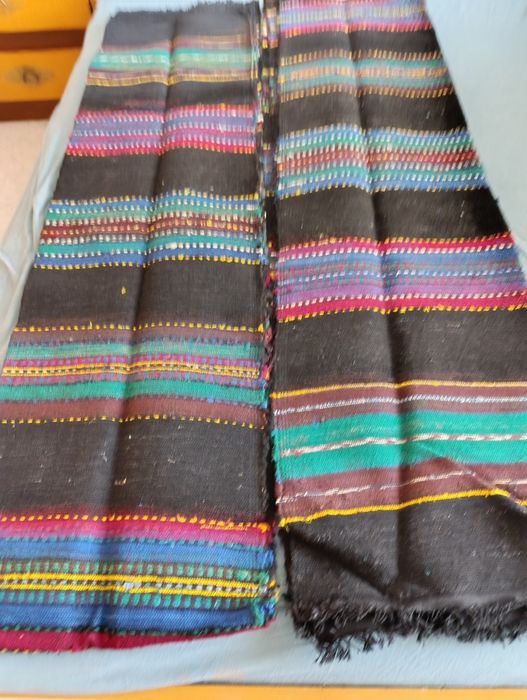 Ръчно тъкани черги