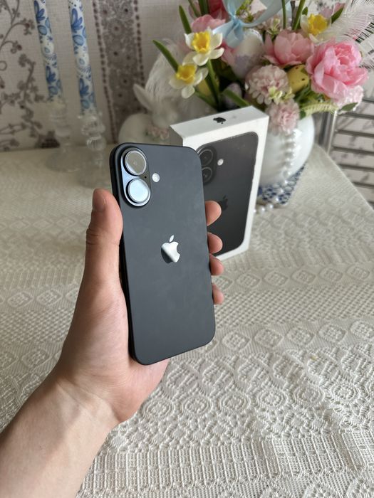 Iphone 16 новый на гарантии 7 циклов