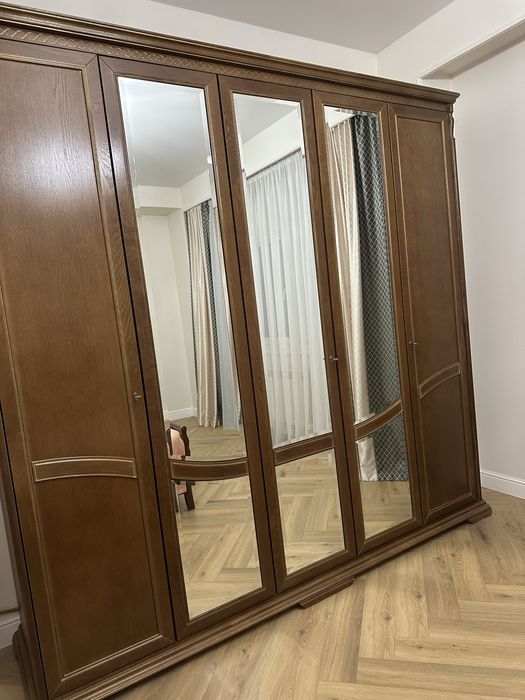Спальный гарнитур