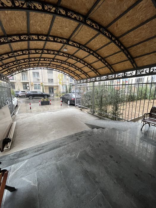 Продаеця квартира 105кв 5 хонали 2 та 2 хонали килса булади