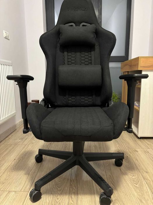 Scaun gaming, ca nou , negru, material textil
