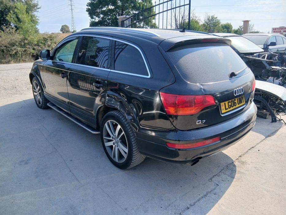 Audi Q7 3.0 TDI V6 , 2006г. BMK мотор ,225 к.с , 25 броя на части.