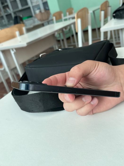 iPhone 13 АКБ90 без ремонта