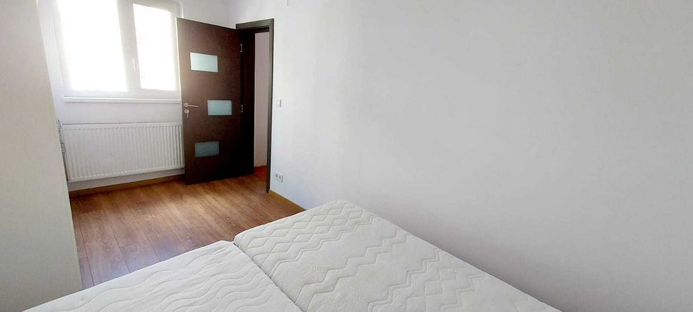 inchiriez ap Alba Iulia Cetate 3 cam decom cu Living/Buc. openspace