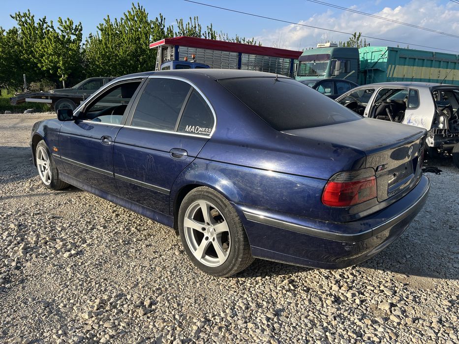BMW E39 520i 150кс на Части