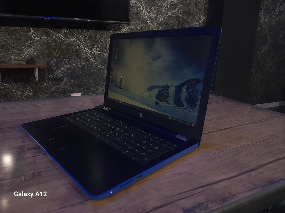HP Laptop 15- bw0xx