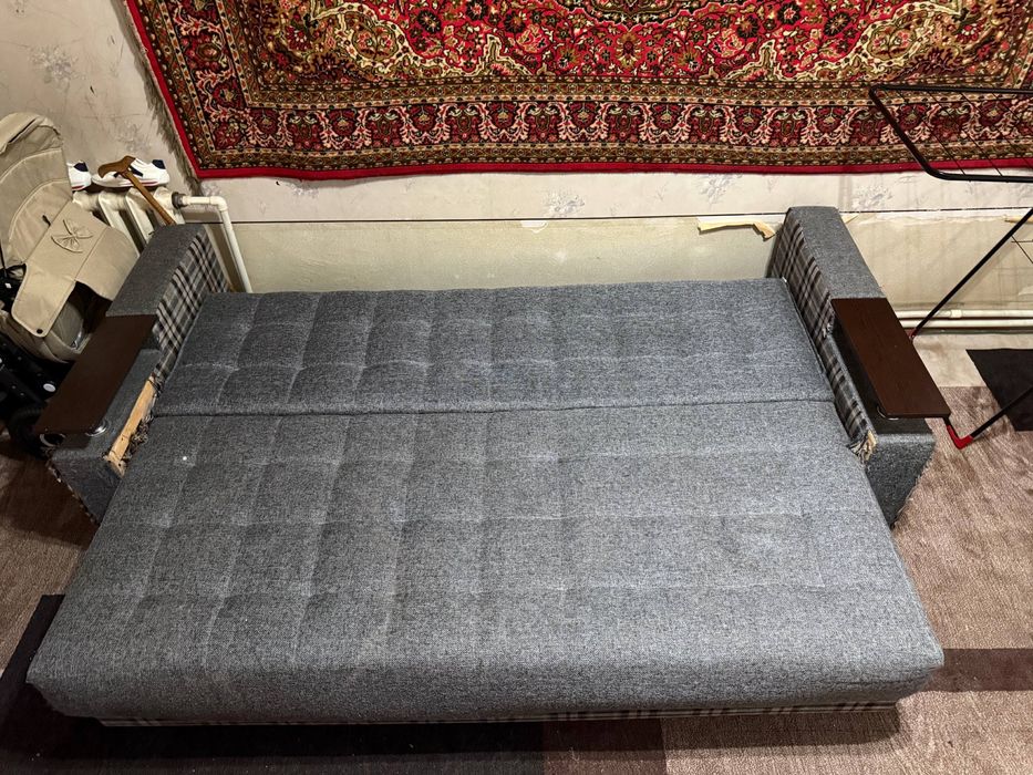 Расскладной диван-кровать