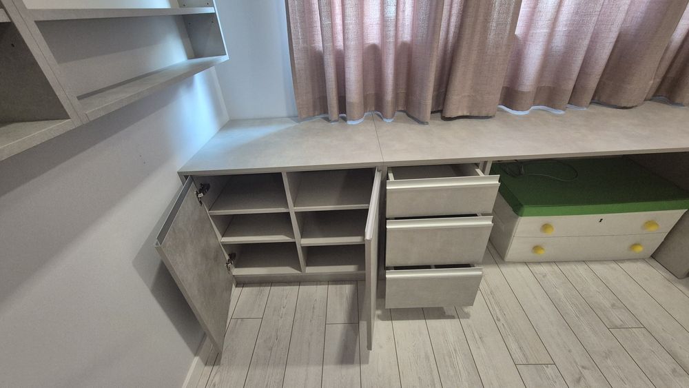 Бюро 360х60х80 сиво