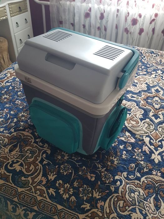 Продам ручной Холодильник