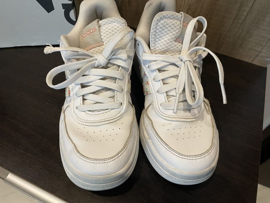 Адидас маратонки