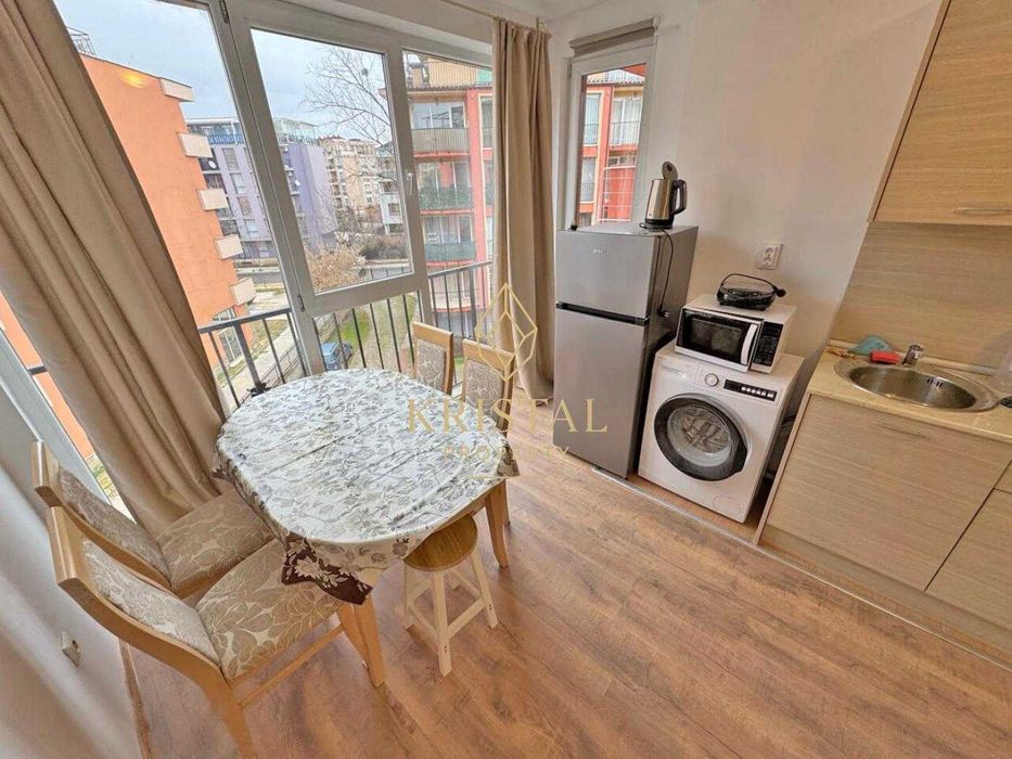 Продава се Двустаен апартамент в к.к. Слънчев бряг - 55 кв.м за 700 €/кв.м - Снимка #4