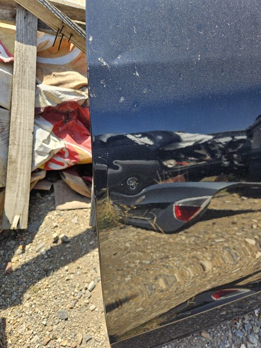 Предна лява врата за Audi q5 2011god