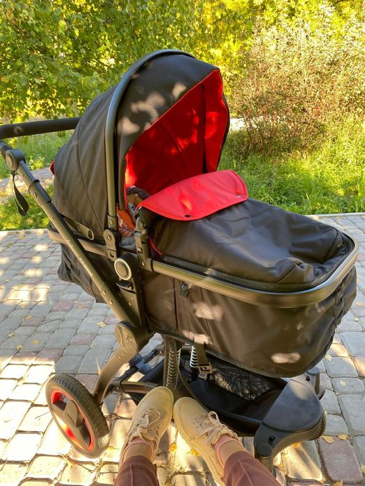 Коляска срочно продам