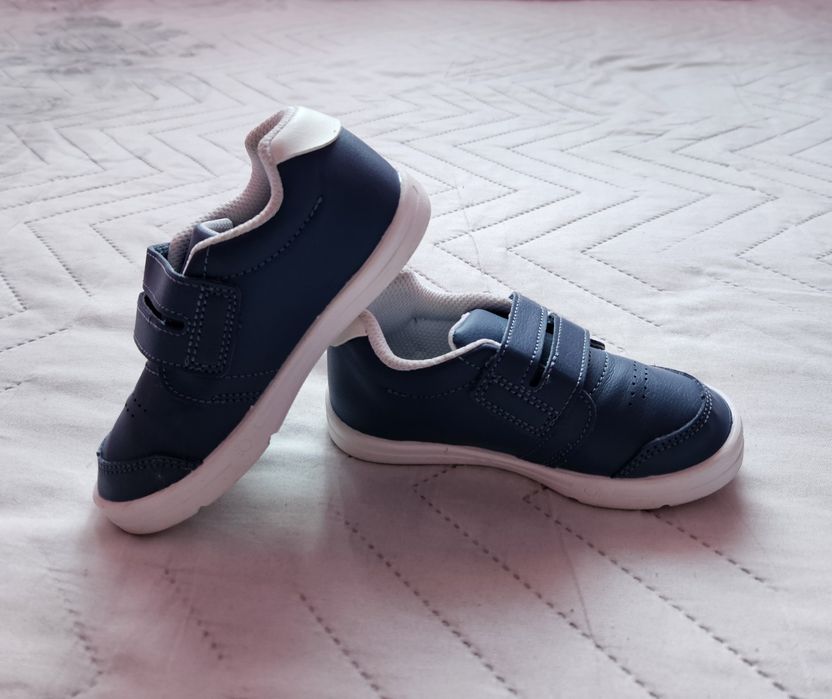 Обувки за момче н.24