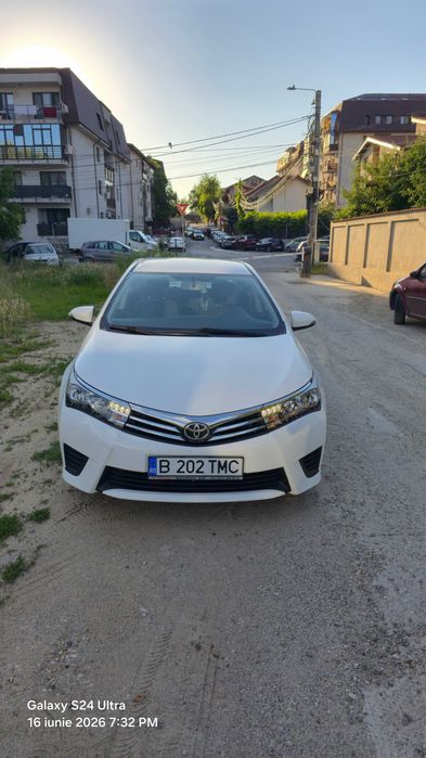 TOYOTA Corolla 2017