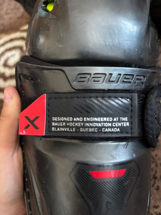 Щитки хоккейные bauer