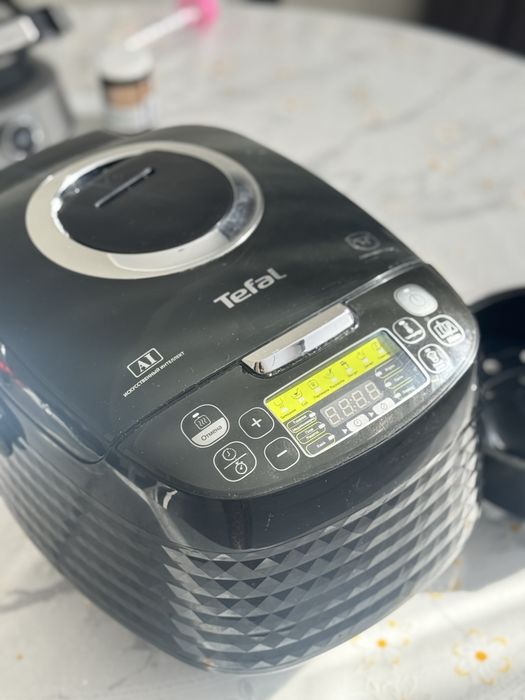 Мультиварку продам