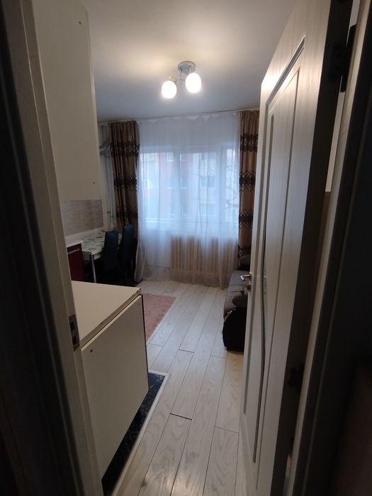 Vând apartament Calea Buziasului