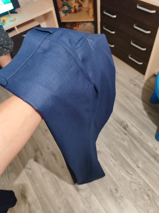 Продам классический костюм