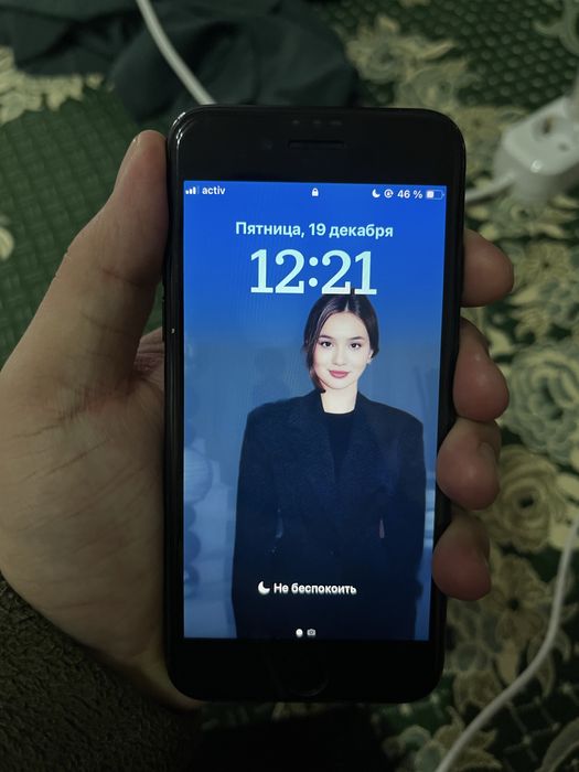 Айфон СЕ 2020 аипл