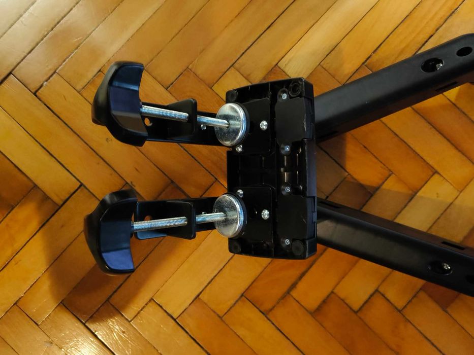 Suport de Birou pentru 2 Monitoare