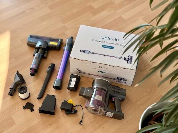 Aspirator vertical fara fir 45000Pa/450W/60min cu baterie