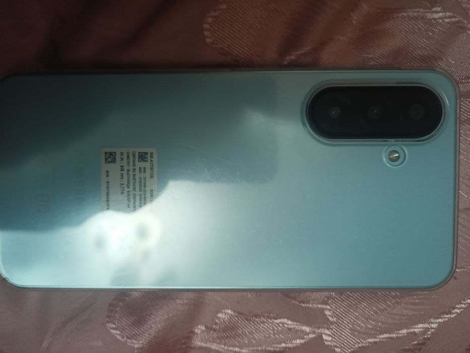 Samsung A17  телефон идеал холда. 256 гб памятли Куп ишлатилмаган