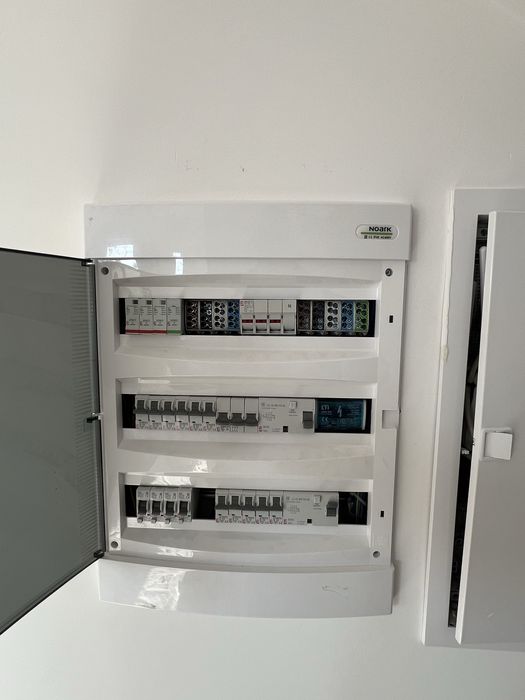 Electrician calificat