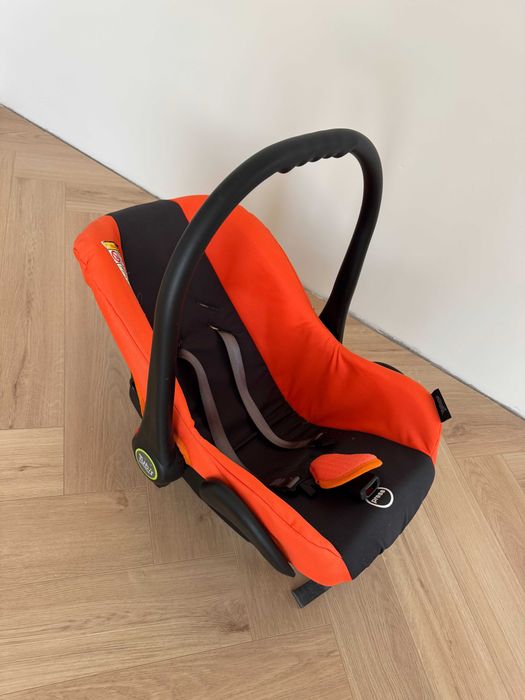 Коляска Tutis Zippy 3в1