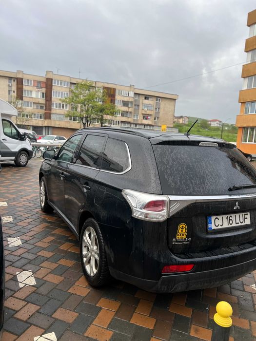 Mitsubishi Outlander 2.2 Diesel 4WD an 2013